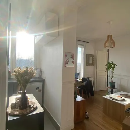 Appartement Ensoleille, Central Et Tout Equipe Avec Vue Tour Eiffel Et Pantheon Parigi Esterno foto